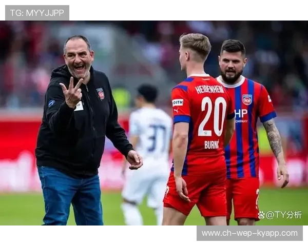 勒沃库森客场惜败，积分暂时稳定，勒沃库森球员图片