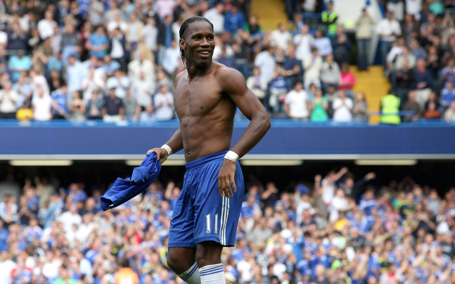 足球历史最佳前锋排名，世界足球历史最佳前锋